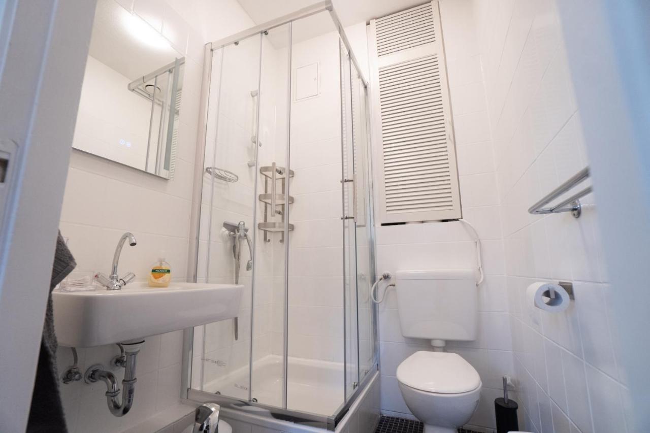 "Creamlovers" Super Zentrale Ferienwohnung Hbf-Messe-Buergerweide-Citygate-Ovb Arena Bremen Bagian luar foto